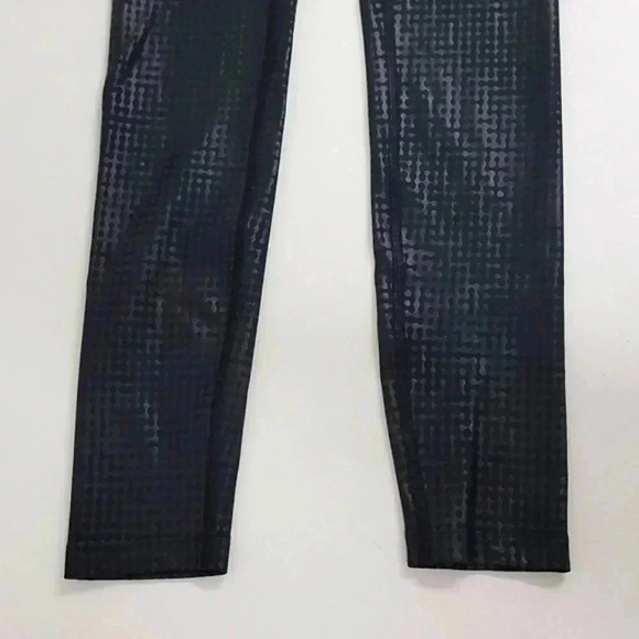 Peloton Show Up Digital Foil Leggings - Picture 6 of 11